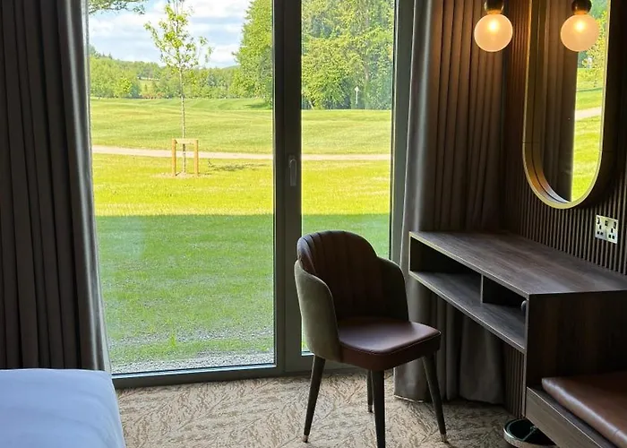 Hazel Tree * Банклоди