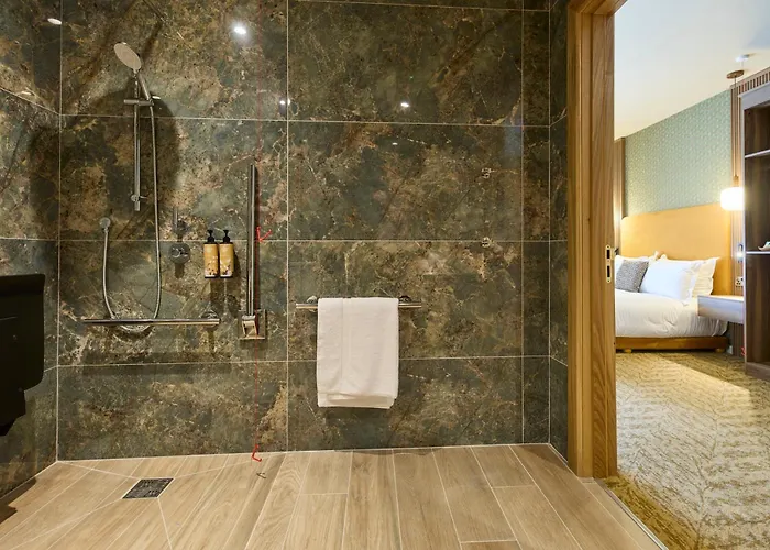 Мотель Hazel Tree